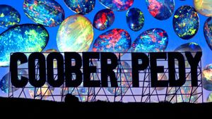 Life in an underground opal-mining town