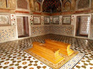 Agra: tomb of Iʿtimād al-Dawlah