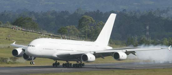 Airbus A380