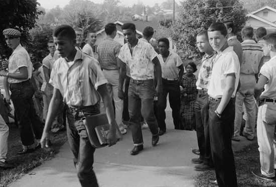 civil rights movement: school integration