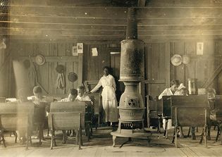 Kentucky: African American school, early 1900s