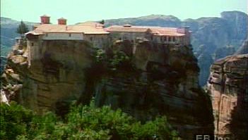 Explore Metéora Eastern Orthodox monasteries atop the Cambunian Mountains of Thessaly, Greece
