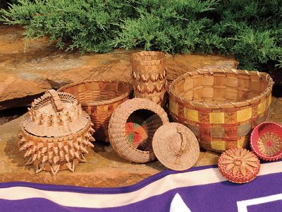 Twenty-first-century Oneida basketry.