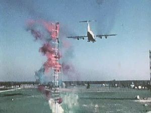 C-5A: wing vortice test