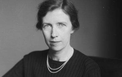 Mary Cartwright, 1947